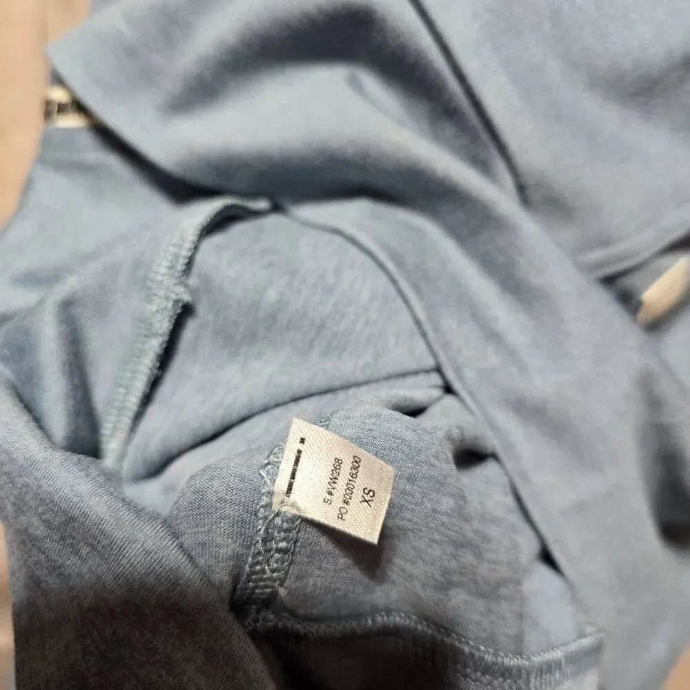 Vuori Halo Performance Hoodie 2.0 Shade Heather XS Athleisure Comfy Outdoor Gym - Picture 5 of 6